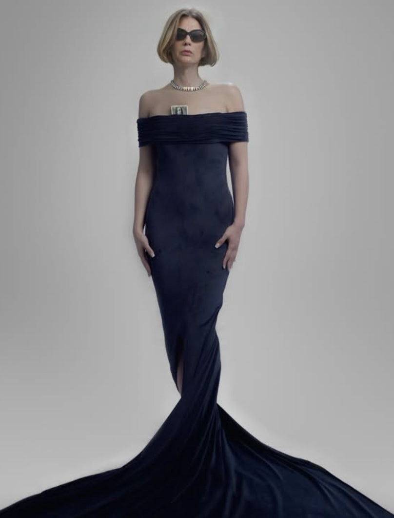 MOURNER DRESS