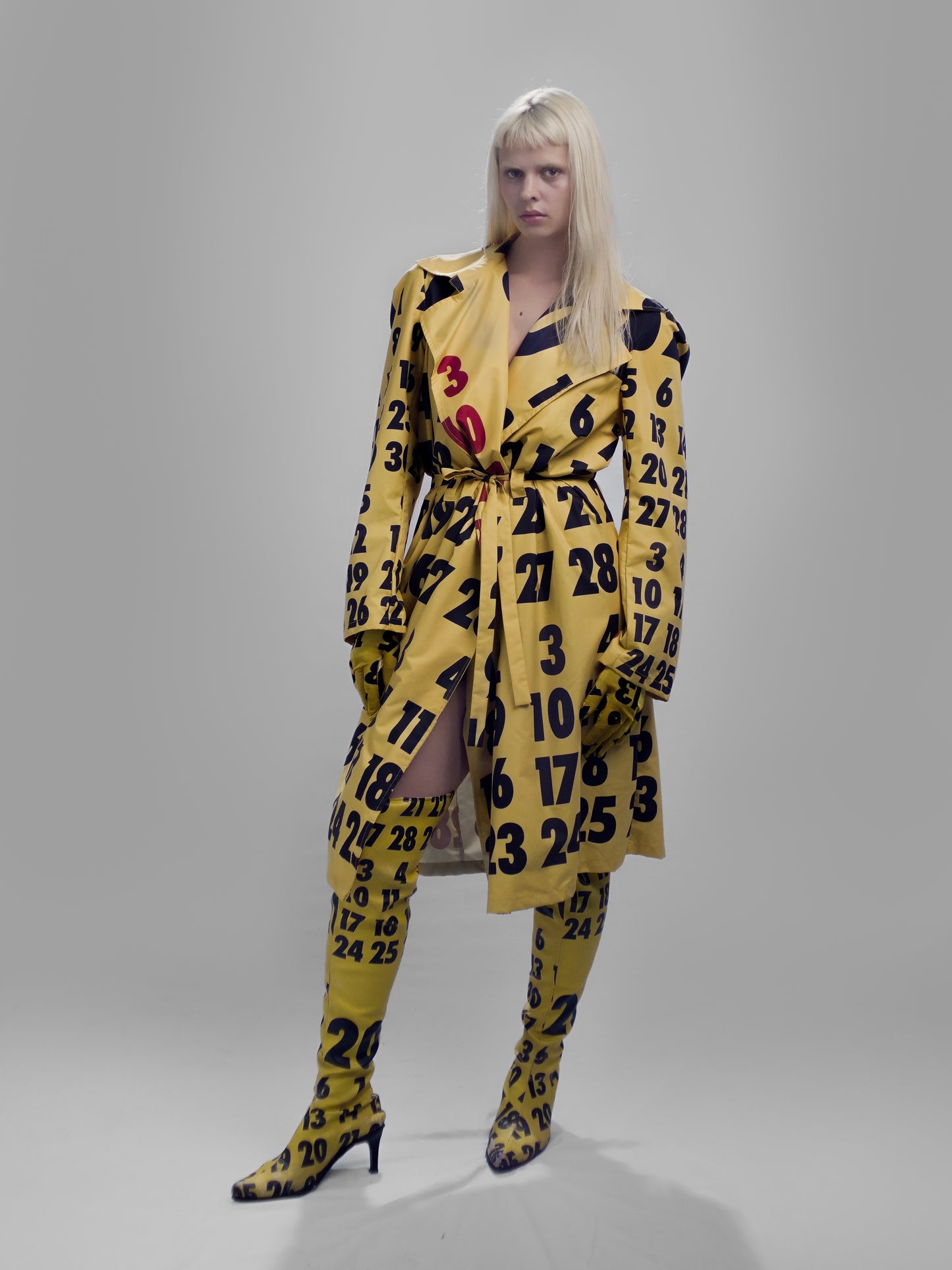 LOCKDOWN TRENCH COAT